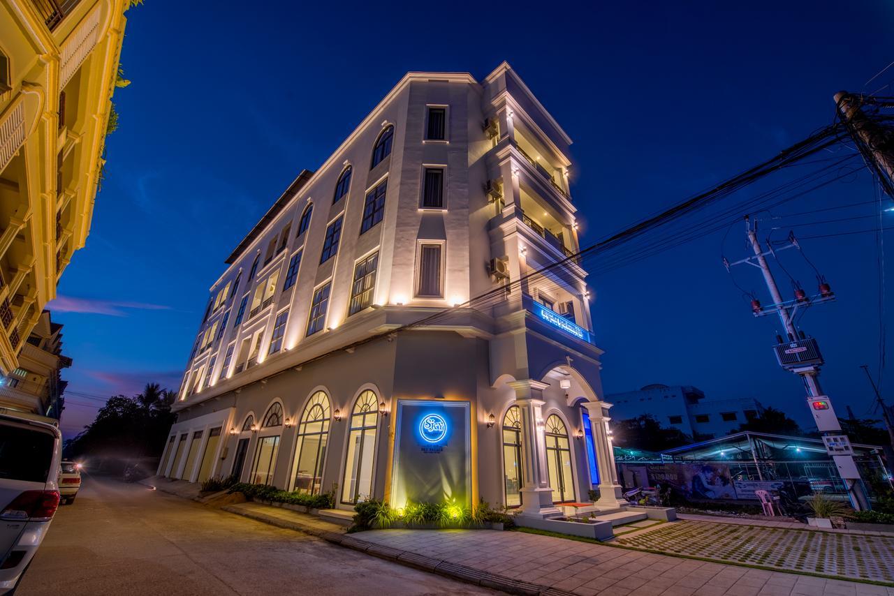 Sky Palace Boutique Hotel Батамбанг Екстериор снимка