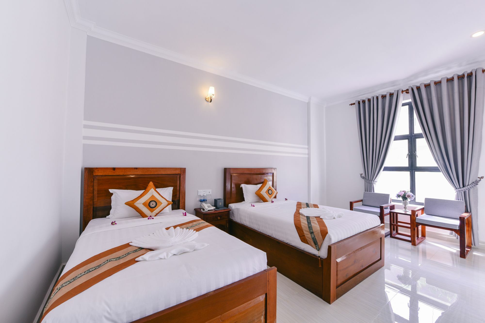 Sky Palace Boutique Hotel Батамбанг Екстериор снимка